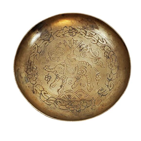 Vtg Elephant Carved Brass Dish 5.5" Plate Decorative - Picture 1 of 5